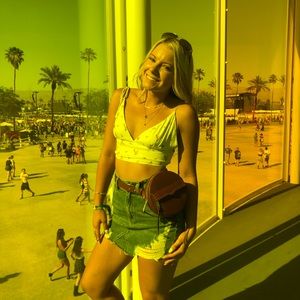 Meet your Posher, Hailey